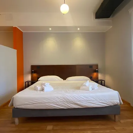 アパート Apluvia Isadora バーリ